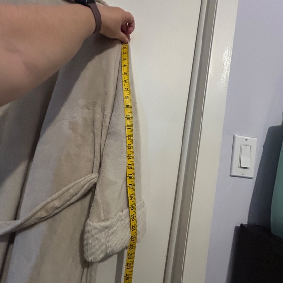 Woman's Cream/Tan Full Length Robe Size XL Soft! Thick! Warm and Cozy! - Picture 12 of 14